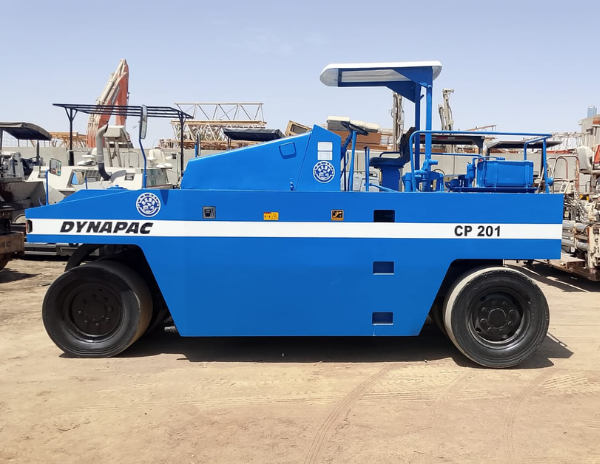 PNEUMATIC TYRE ROLLER